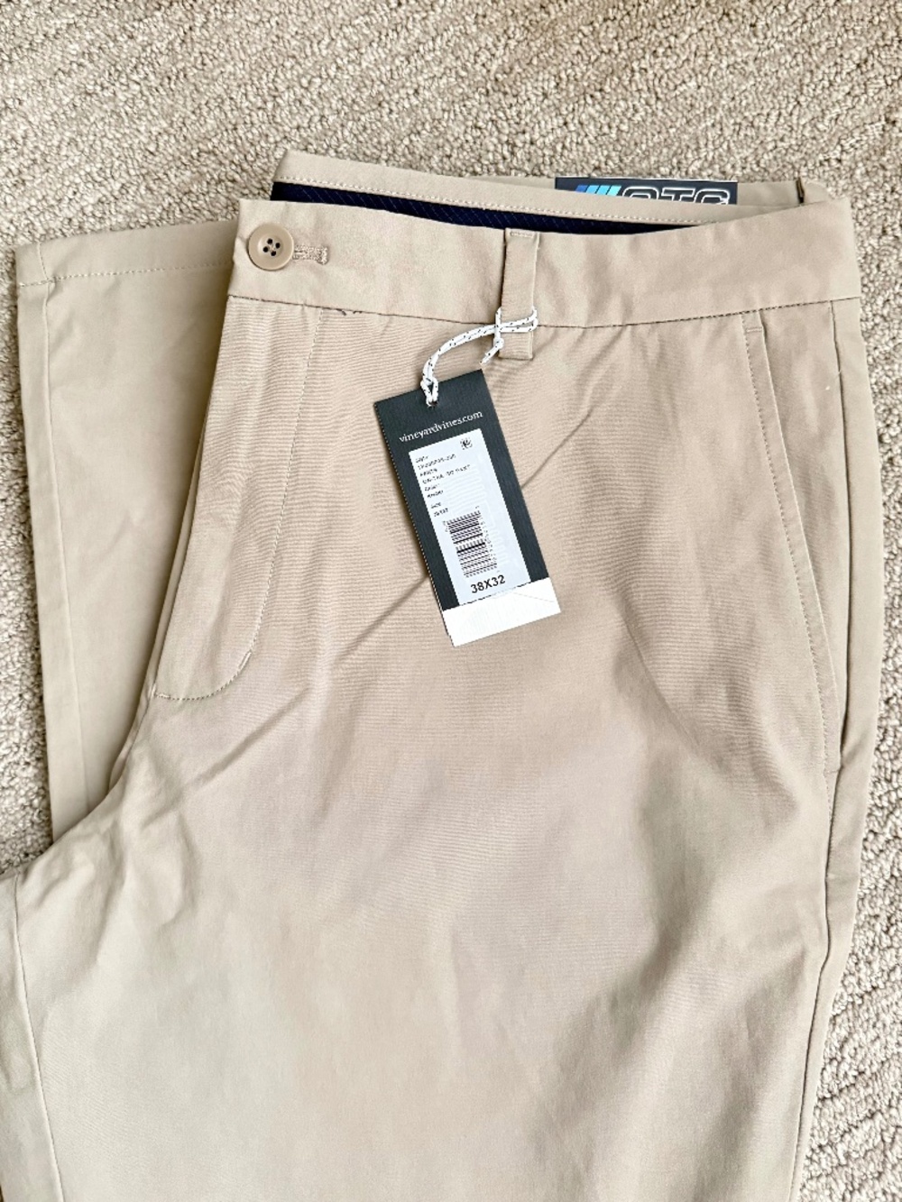 NWT Vineyard Vines Performance On-The-Go Pants Khaki Men's Size 38x32